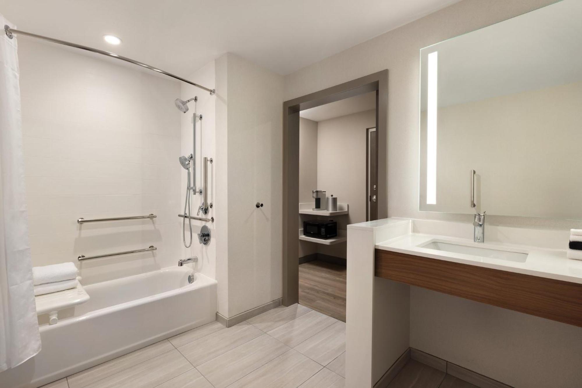 Holiday Inn Express Cape Canaveral By Ihg Extérieur photo