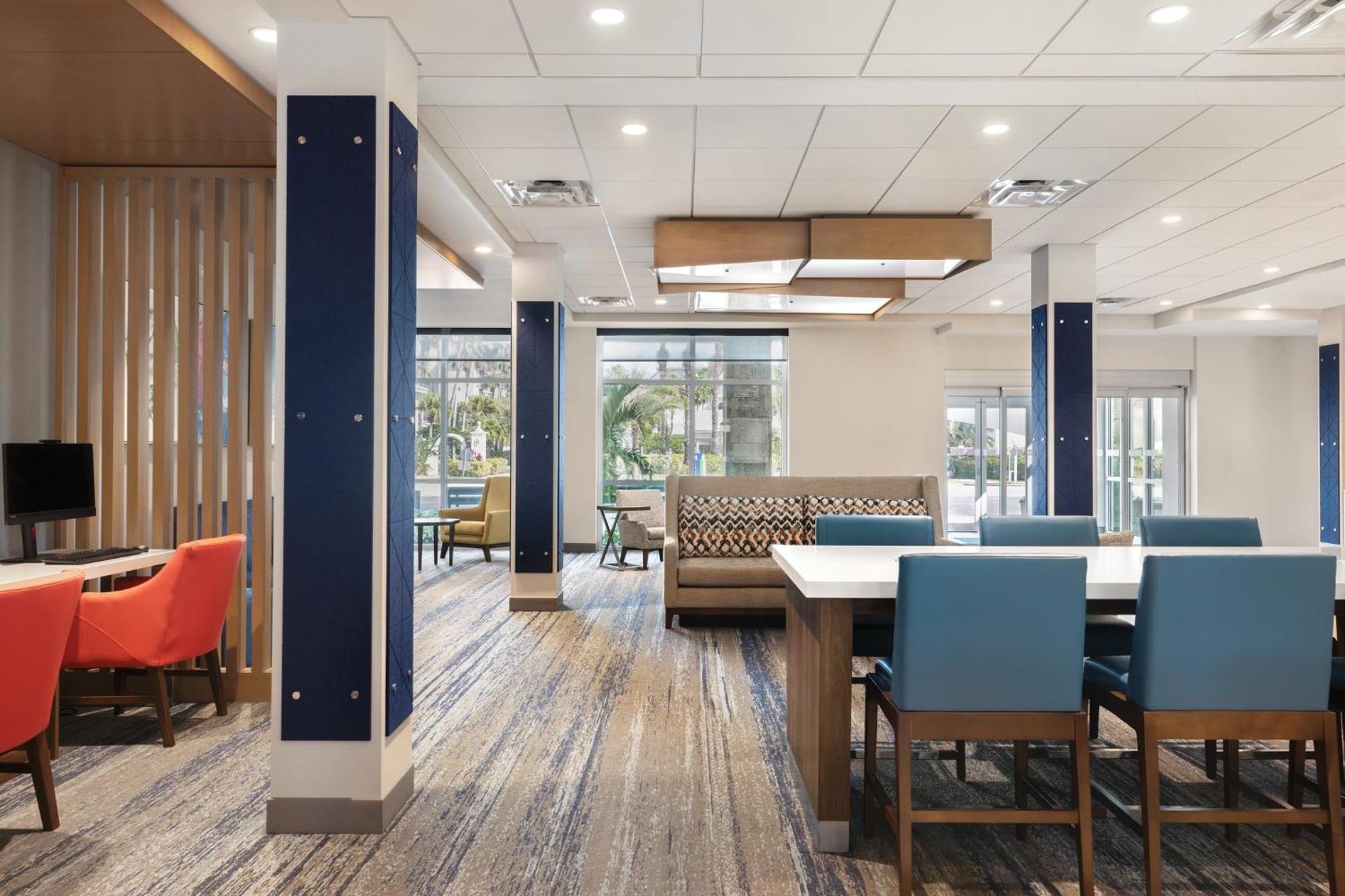 Holiday Inn Express Cape Canaveral By Ihg Extérieur photo